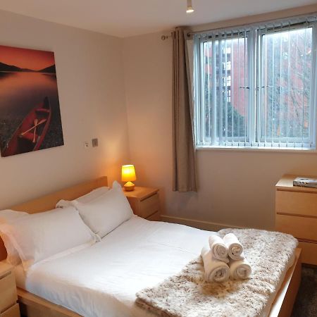 Birmingham Ruby, 2 Bedroom Apartment Luaran gambar